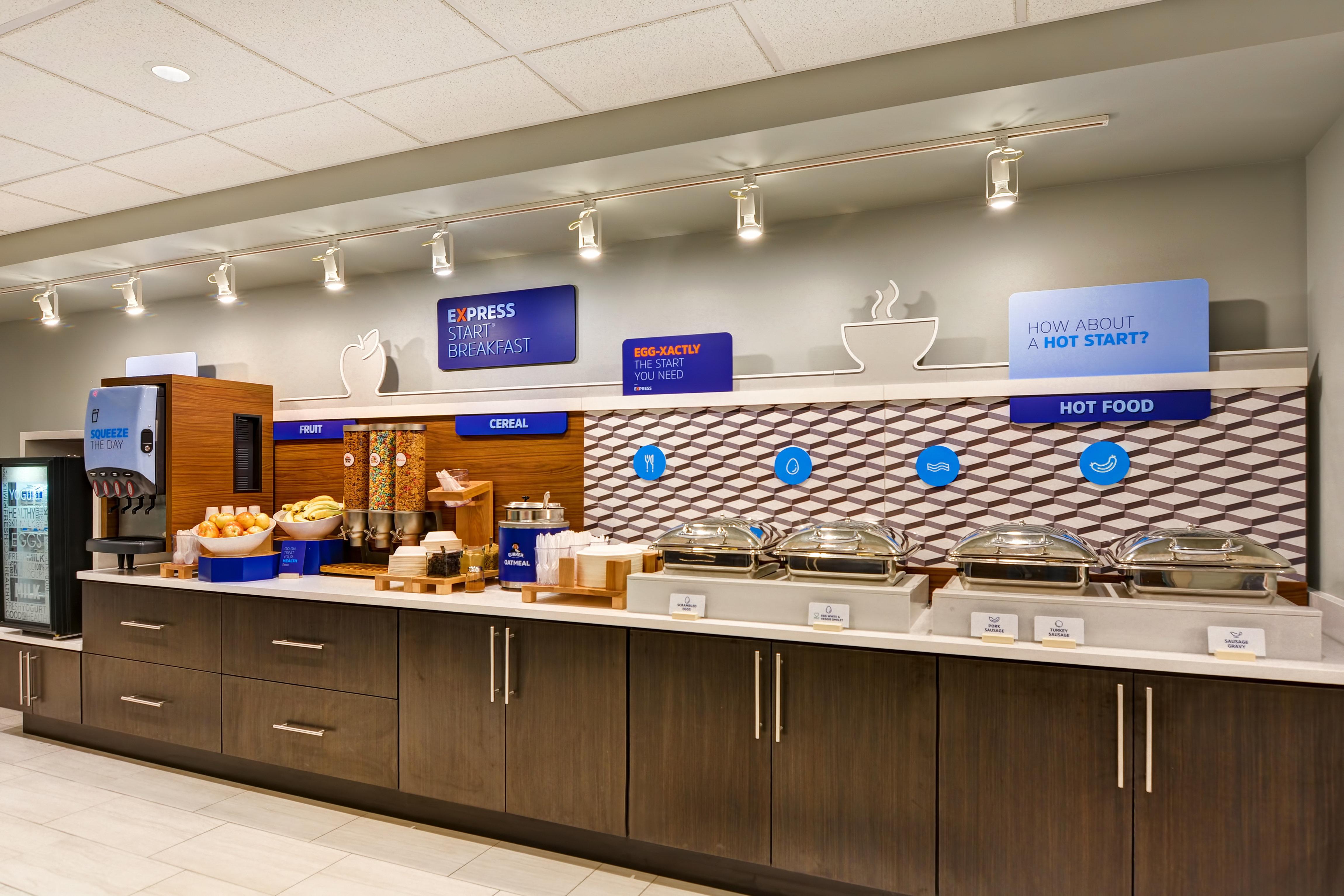 Holiday Inn Express Hotel & Suites Milwaukee-New Berlin By Ihg Buitenkant foto
