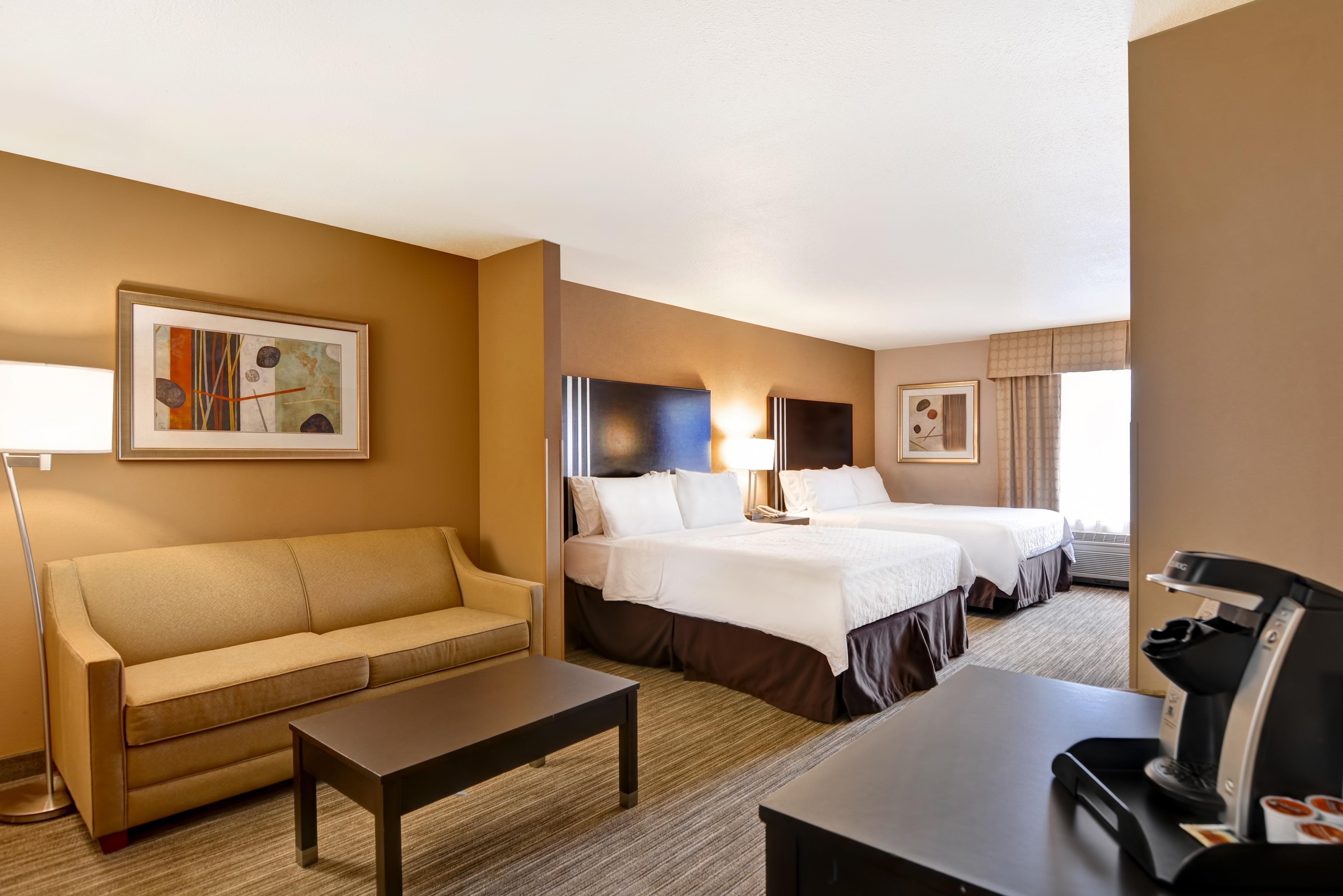 Holiday Inn Express Hotel & Suites Milwaukee-New Berlin By Ihg Buitenkant foto